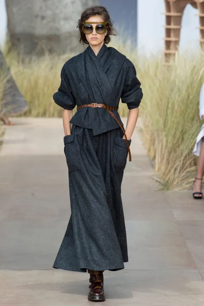 Look 2